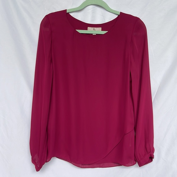 Banana Republic Tulip Hem Blouse Long Sleeve Size Medium Berry Magenta Colour - Picture 4 of 17